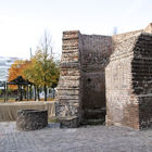 Stadtmauer im Herbst